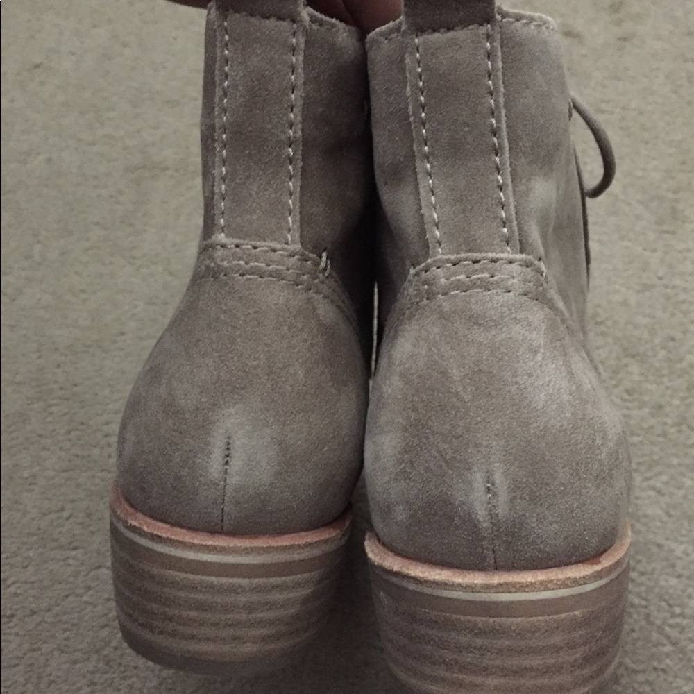 Dolce vita suede lace up bootie - Picture 4 of 7